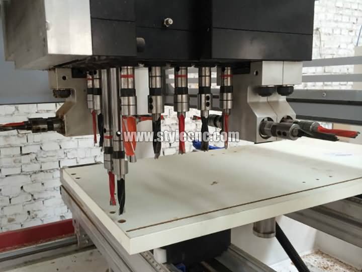 單臂PTP數控加工中心的FAM鏜孔單元 單臂PTP數控加工中心的FAM鏜孔單元