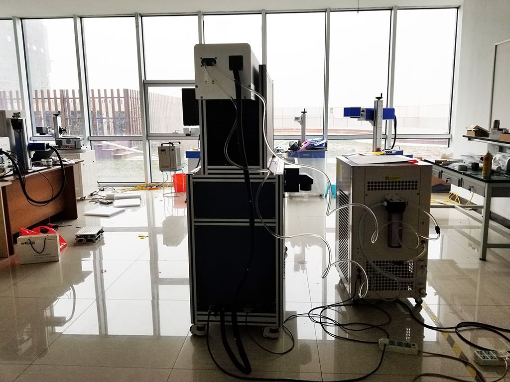 3D動(dòng)態(tài)聚焦射頻 CO2 激光雕刻切割機(jī) 3D動(dòng)態(tài)聚焦射頻 CO2 激光雕刻切割機(jī)