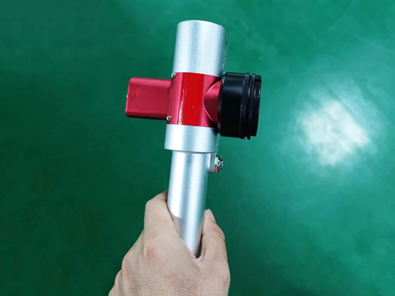 實惠價格 100W 背包式激光清洗機出售 實惠價格 100W 背包式激光清洗機出售