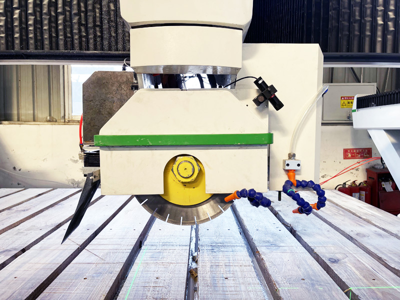 用于石材浴室和廚房水槽切割的自動橋切機(jī) 用于石材浴室和廚房水槽切割的自動橋切機(jī)