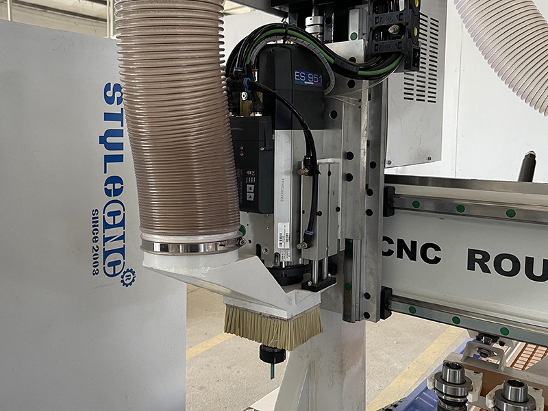 9KW HSD 風冷主軸 5x10 數(shù)控雕刻機 9KW HSD 風冷主軸 5x10 數(shù)控雕刻機