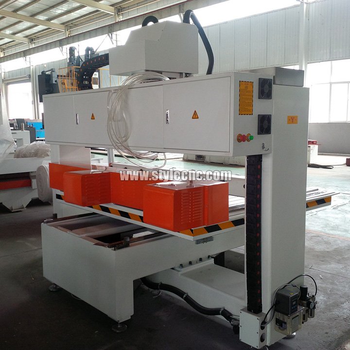 帶四軸旋轉(zhuǎn)的數(shù)控雕刻機(jī) 帶四軸旋轉(zhuǎn)的數(shù)控雕刻機(jī)