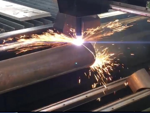 圓鋼管等離子切割機(jī) STP1530R