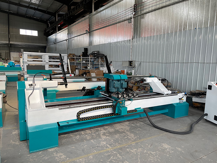 STL2530A-4T 多功能數控木工車床（帶自動送料裝置）