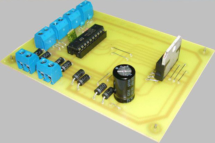 步進(jìn)電機(jī)驅(qū)動器控制板 步進(jìn)電機(jī)驅(qū)動器控制板