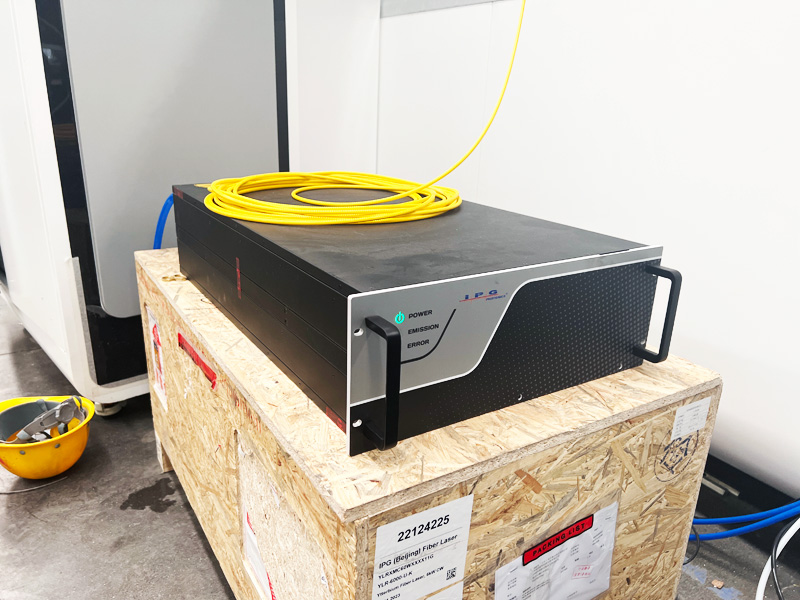 高精準(zhǔn)度 6000W IPG光纖激光發(fā)生器 高精準(zhǔn)度 6000W IPG光纖激光發(fā)生器