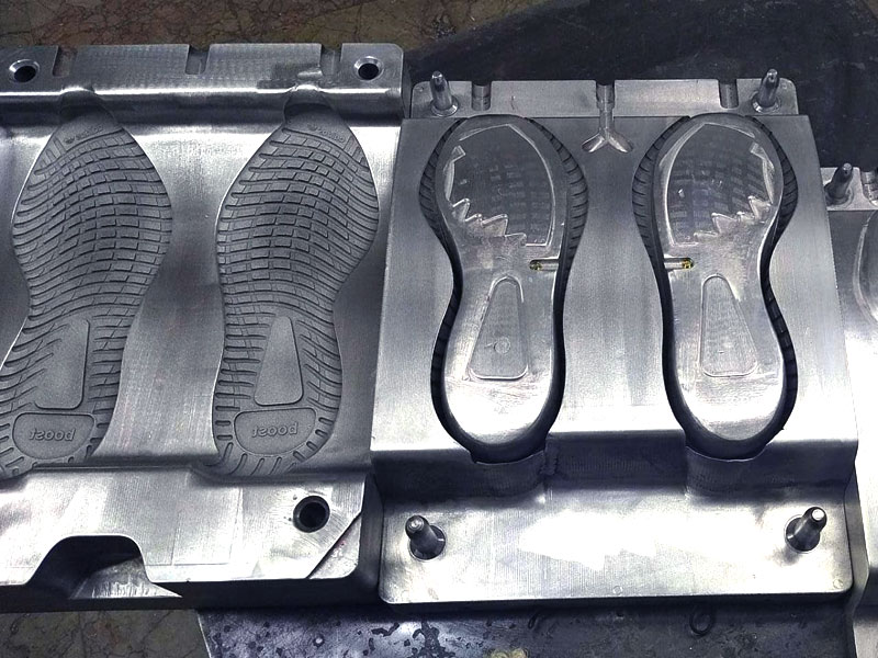 2025年最暢銷的數(shù)控模具制造機