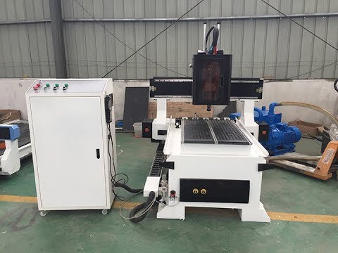 帶自動換刀裝置 (ATC) 的小型數控雕刻機 帶自動換刀裝置 (ATC) 的小型數控雕刻機