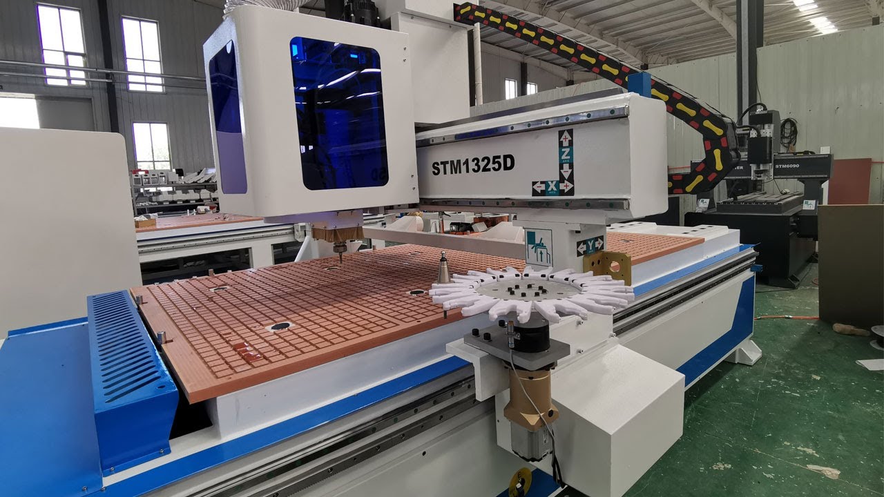 全自動4x8木工數控機床帶換刀裝置 全自動4x8木工數控機床帶換刀裝置