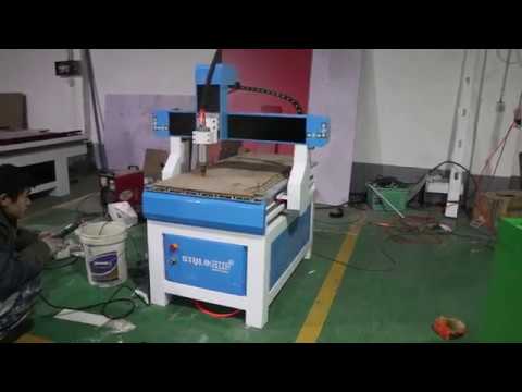 羅馬尼亞學校的小型數控雕刻機 6090 羅馬尼亞學校的小型數控雕刻機 6090
