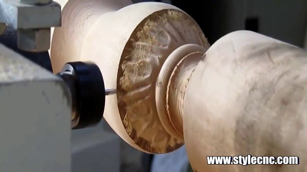 用于桌腿和樓梯欄桿的工業數控木工車床 用于桌腿和樓梯欄桿的工業數控木工車床